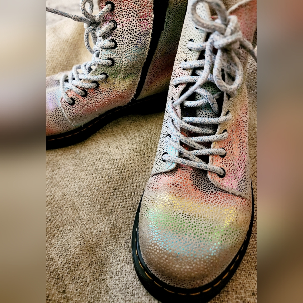 Dr. Martens 1460 Pascal J Iridescent Multi Kidray Girls size 3